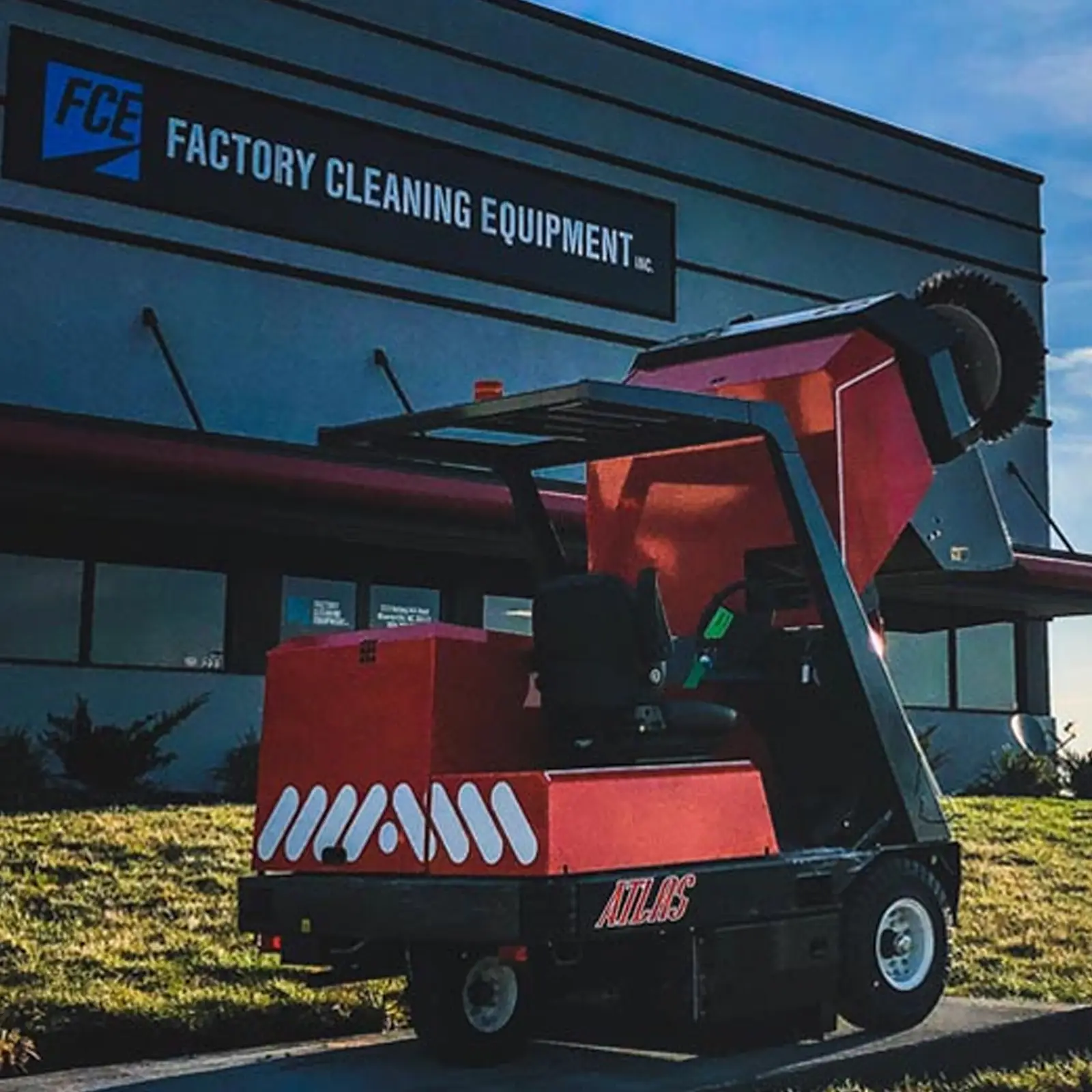 Factory Cleaning Equipment Warehouse
